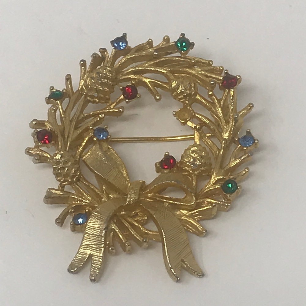 ❤️LJM wreath brooch